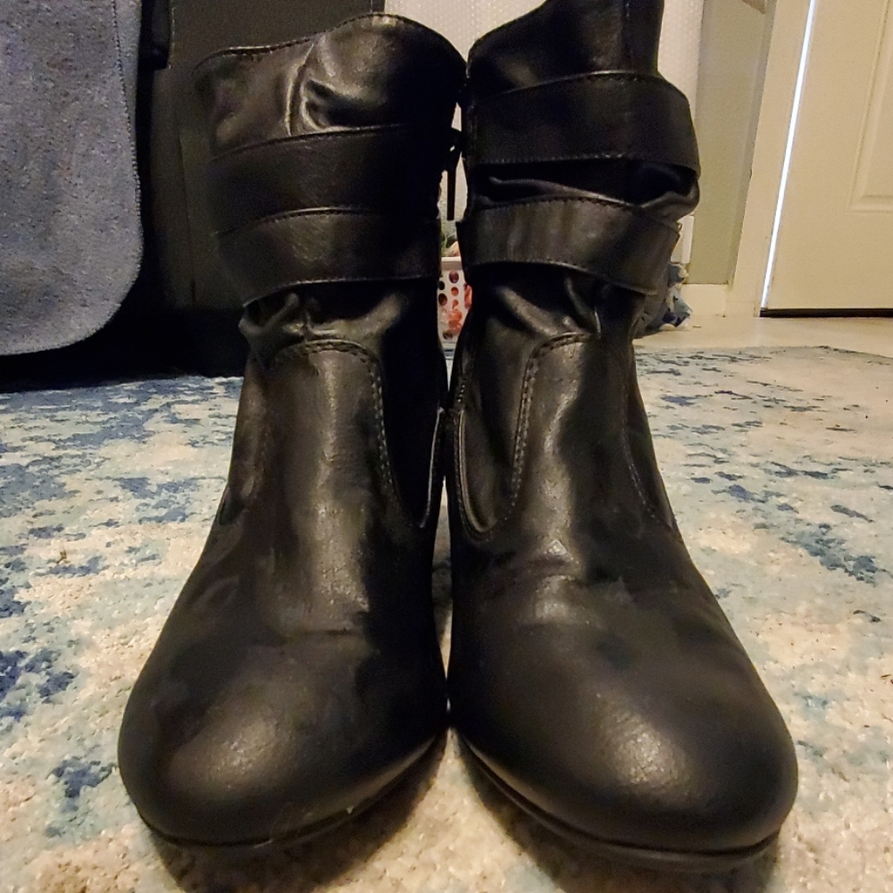 Ankle heel booties